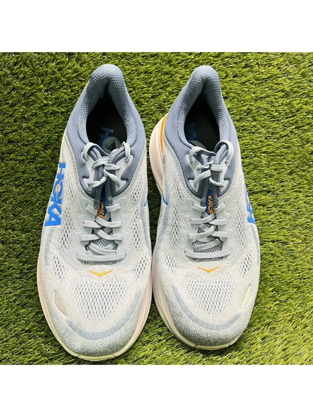Hoka please review